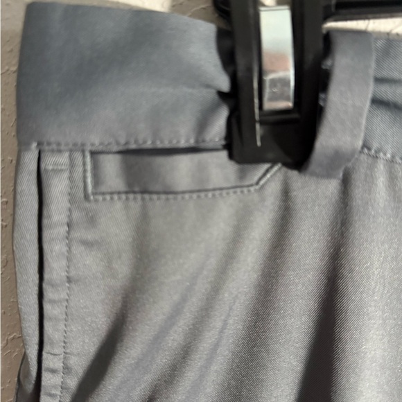 Men’s 30” Waist Gray Nike Golf Tour Performance Dri-Fit Lightweight Golf Pants - Picture 3 of 7